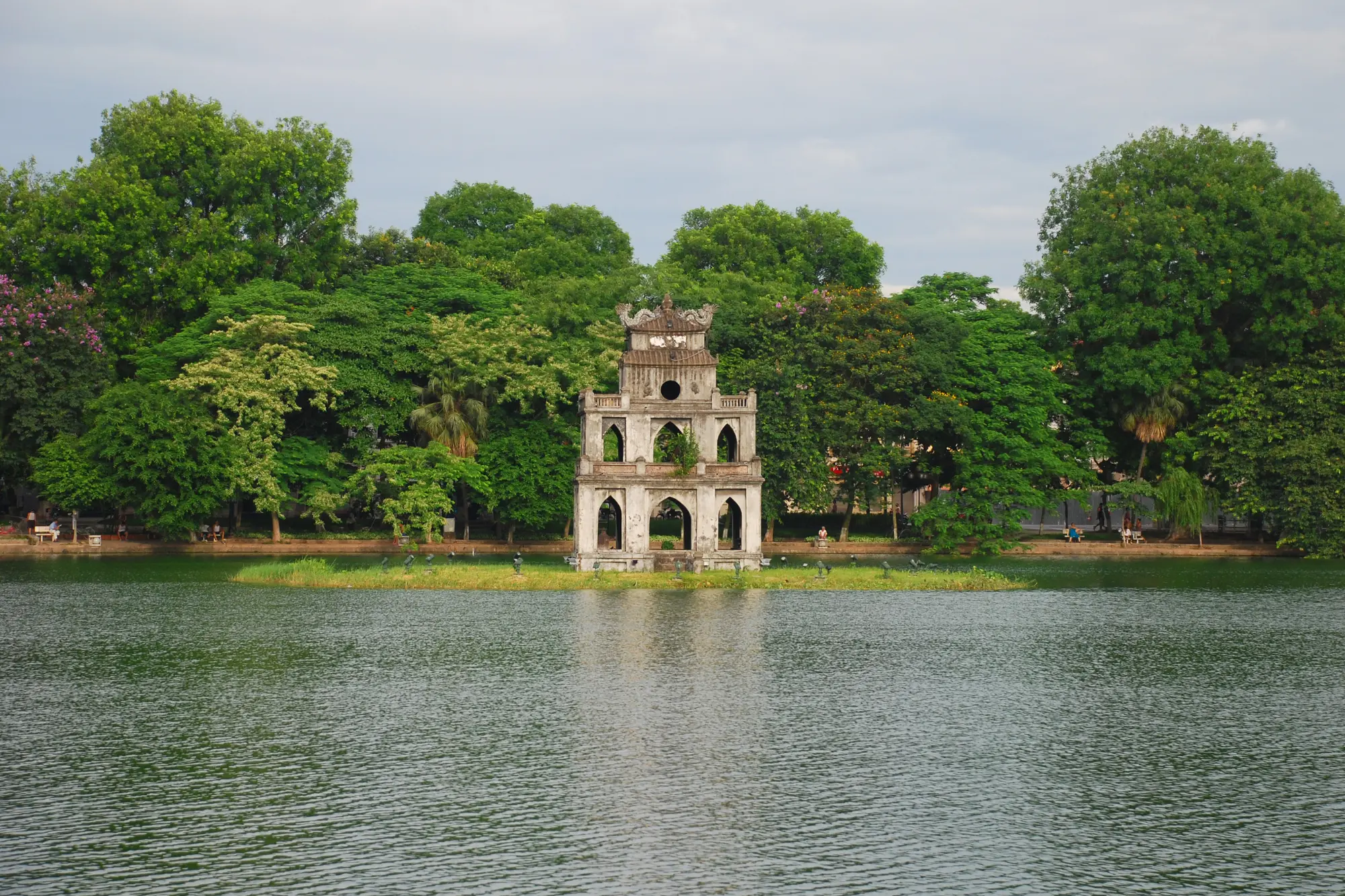 West Lake in Hanoi: A must-visit place in the capital city