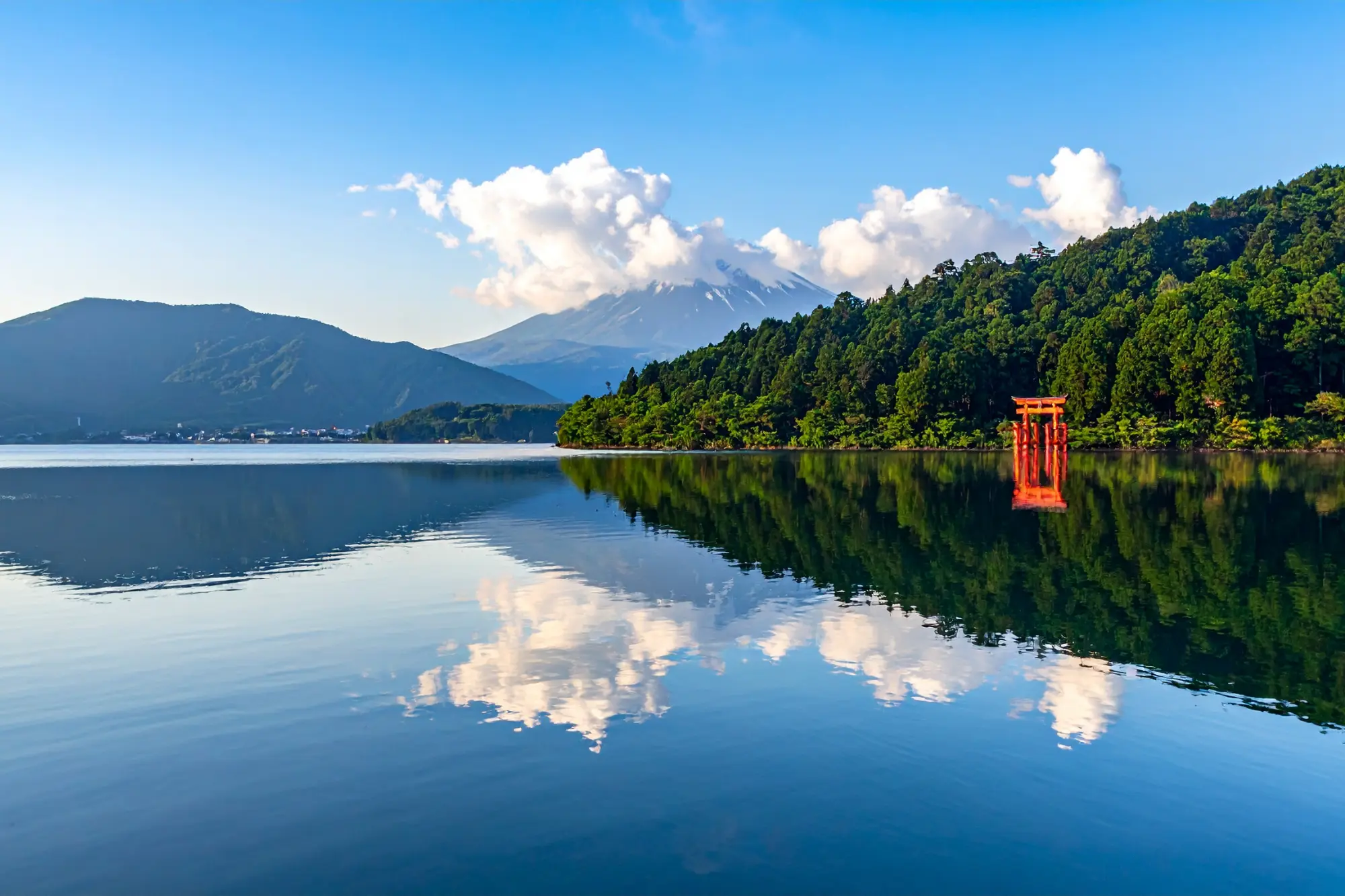 Lake Ashi