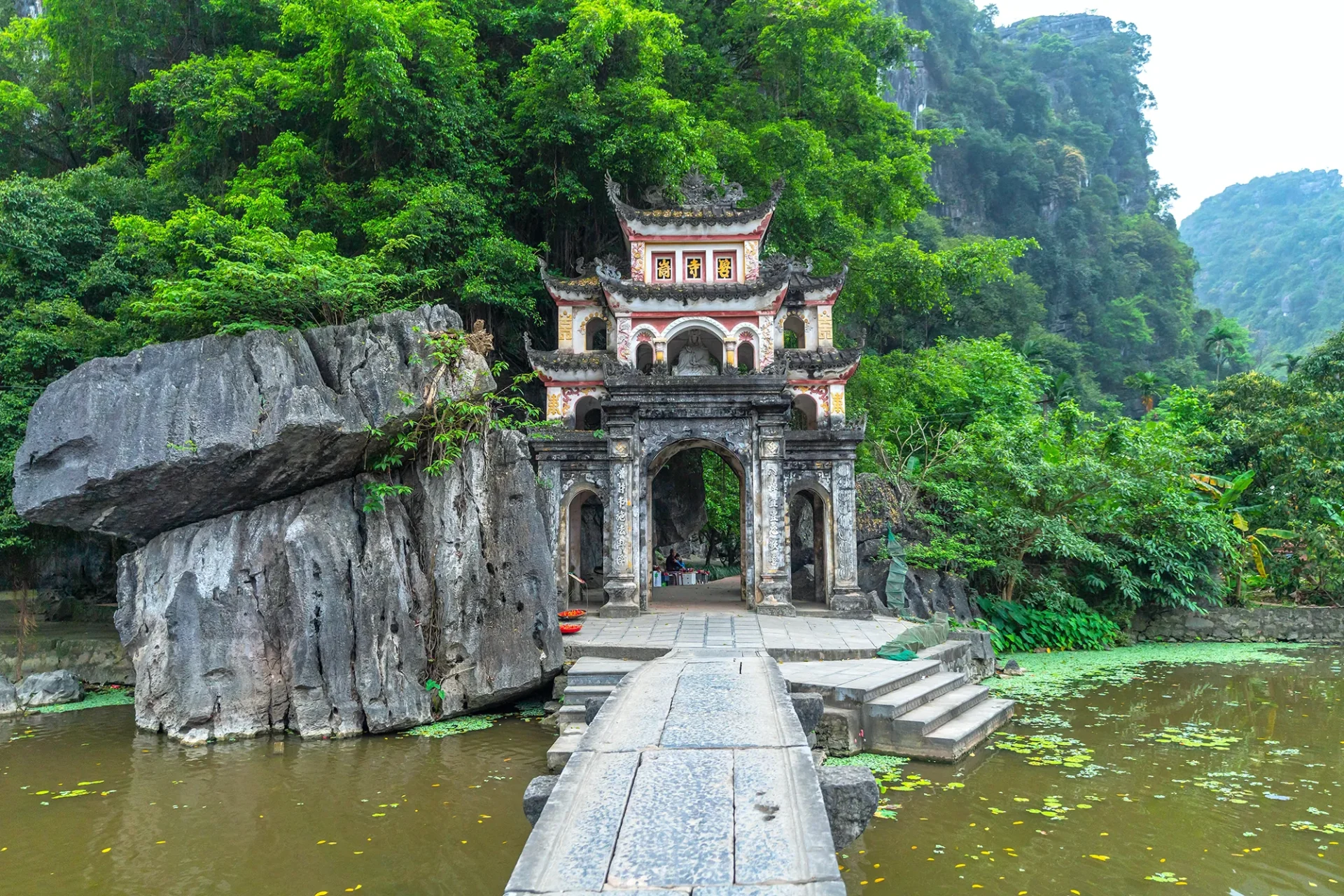 Bich Dong Pagoda, Ninh Binh