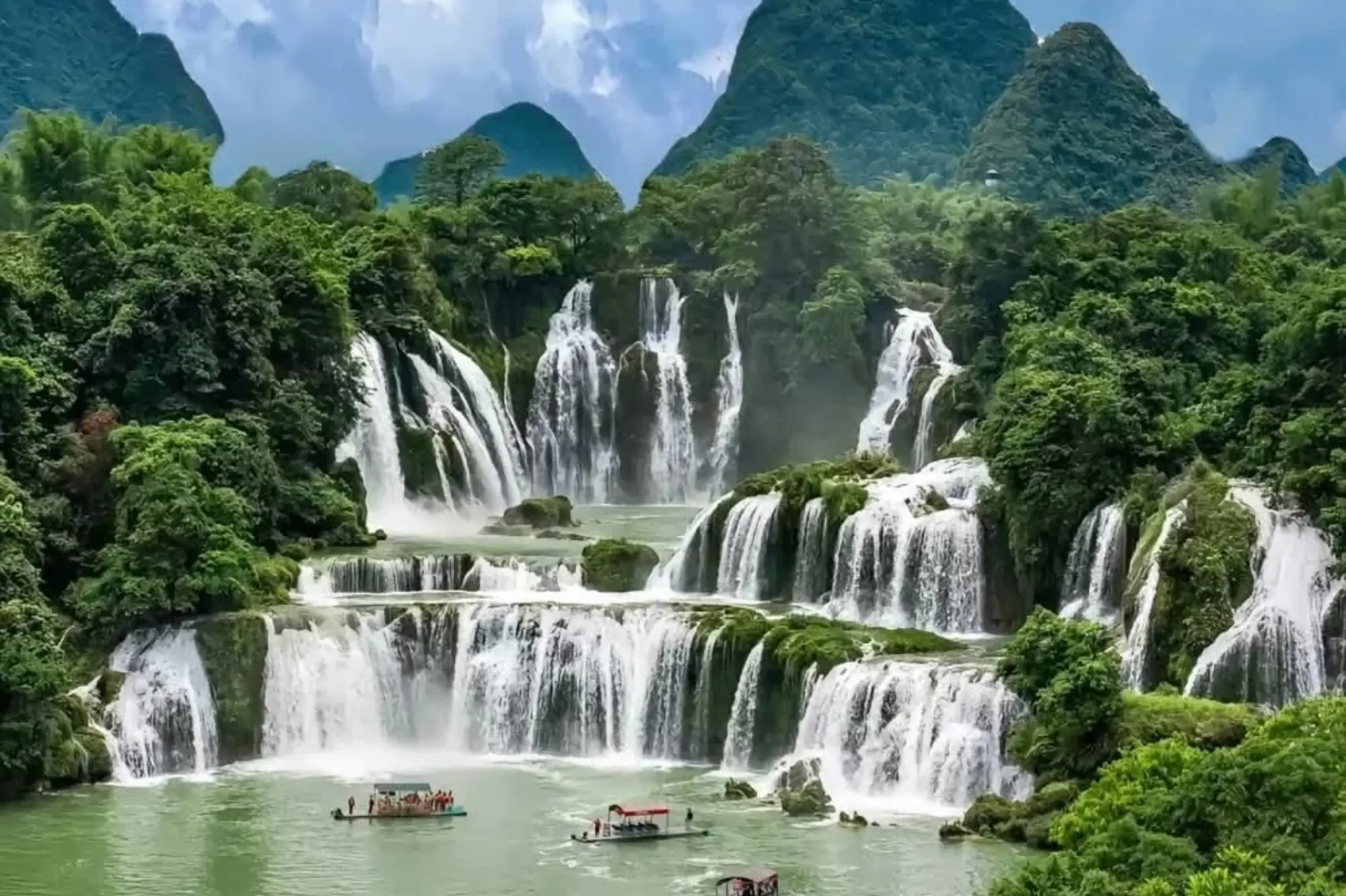 Ban Gioc Waterfall, Cao Bang, Vietnam